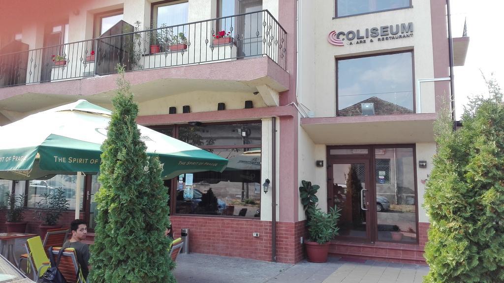 Hotel Coliseum Calafat Esterno foto